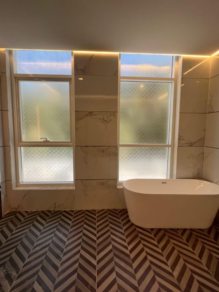 Modern Bathroom Renovation – Dubai